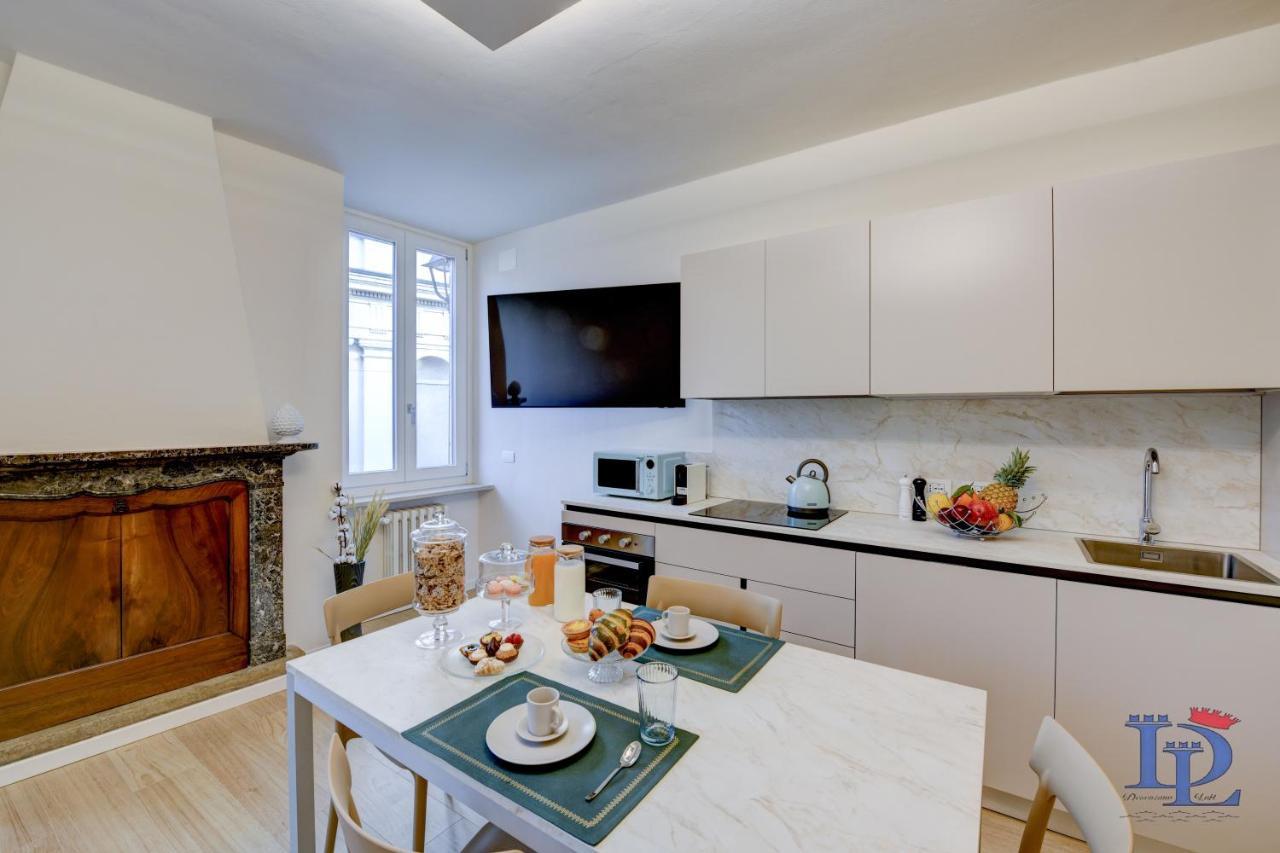 Desenzanoloft Official Partner Marriott Homes & Villas - Apa Dom Downtown Family Apartment Desenzano del Garda Kültér fotó