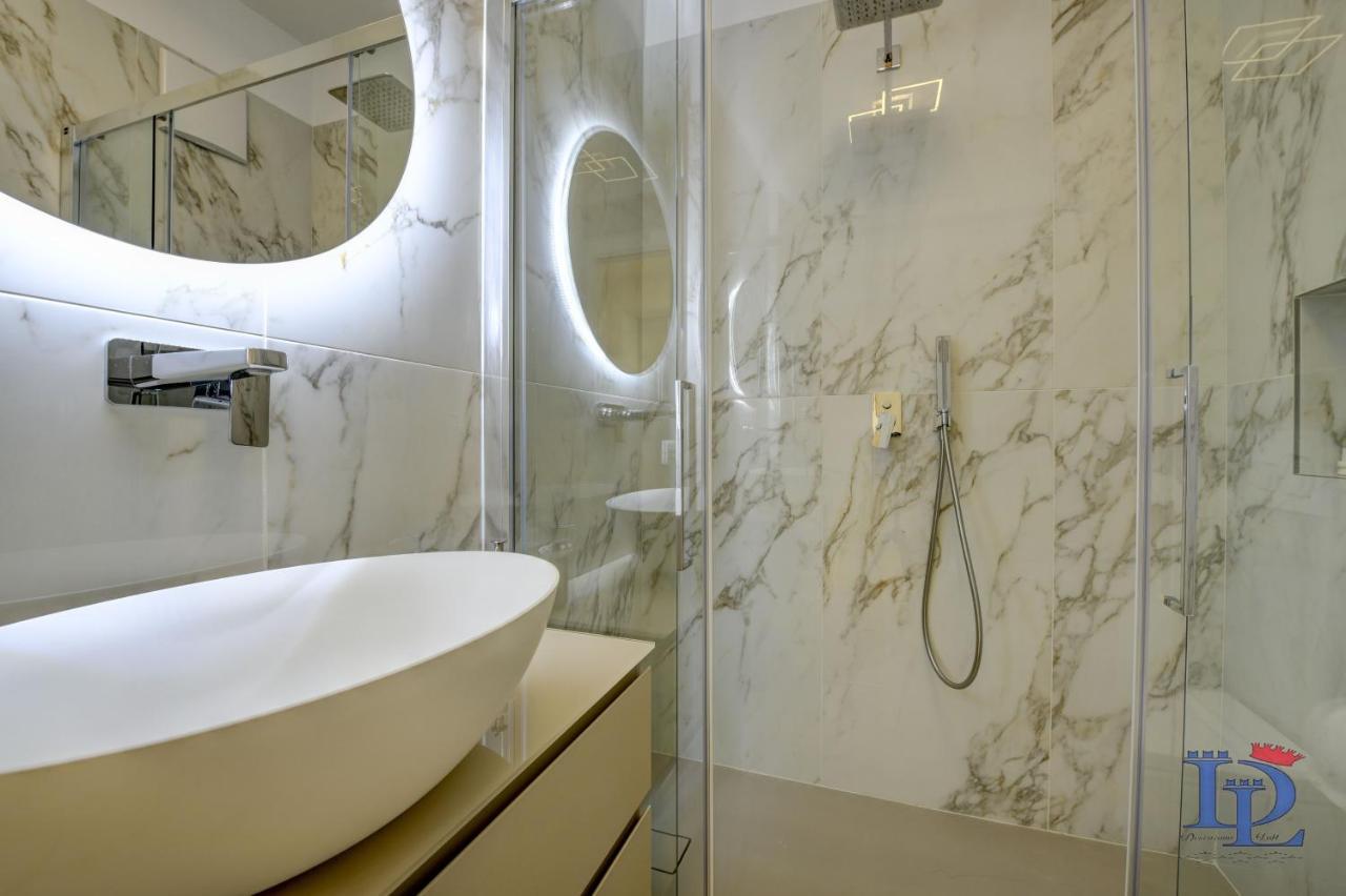Desenzanoloft Official Partner Marriott Homes & Villas - Apa Dom Downtown Family Apartment Desenzano del Garda Kültér fotó