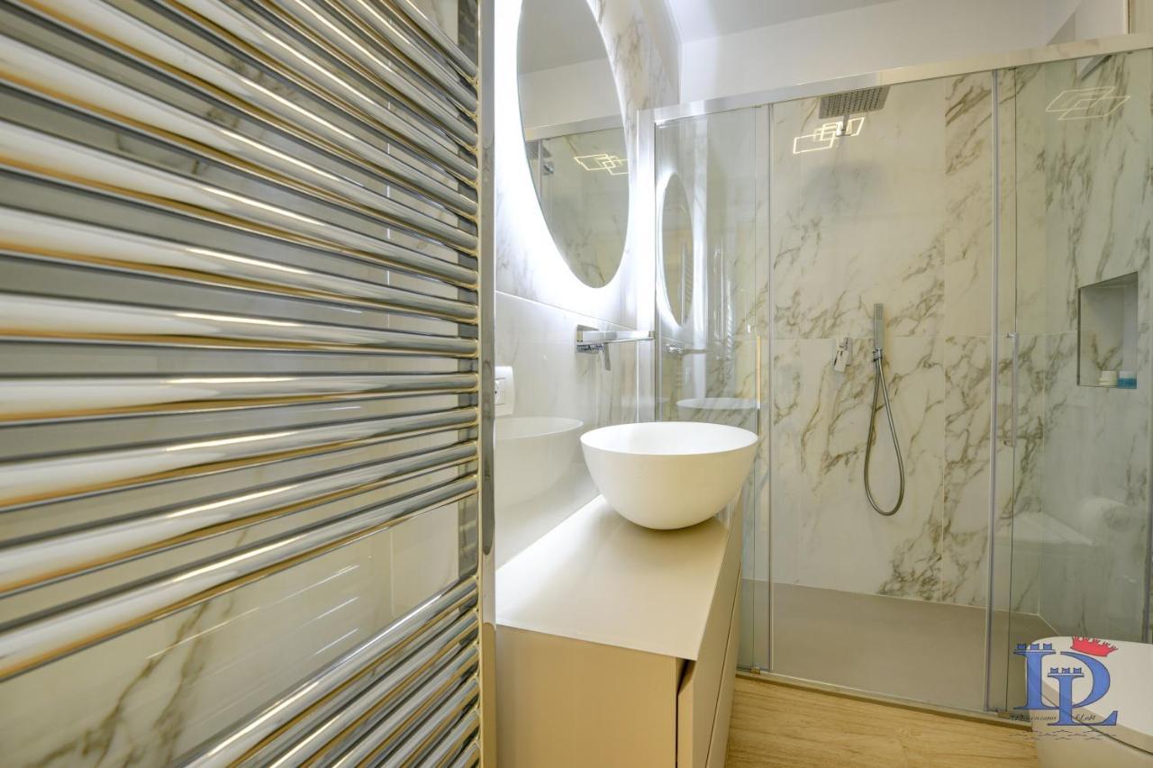Desenzanoloft Official Partner Marriott Homes & Villas - Apa Dom Downtown Family Apartment Desenzano del Garda Kültér fotó