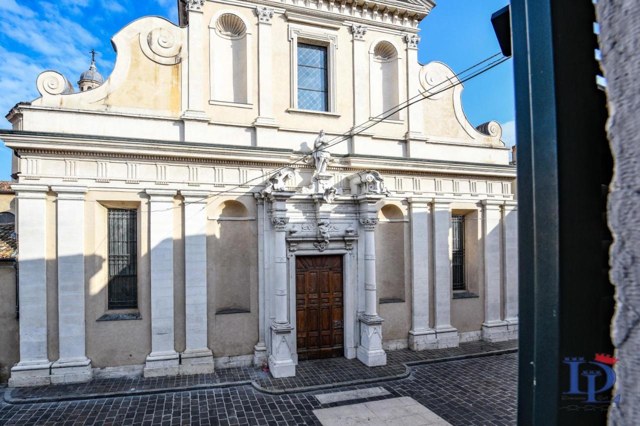 Desenzanoloft Official Partner Marriott Homes & Villas - Apa Dom Downtown Family Apartment Desenzano del Garda Kültér fotó