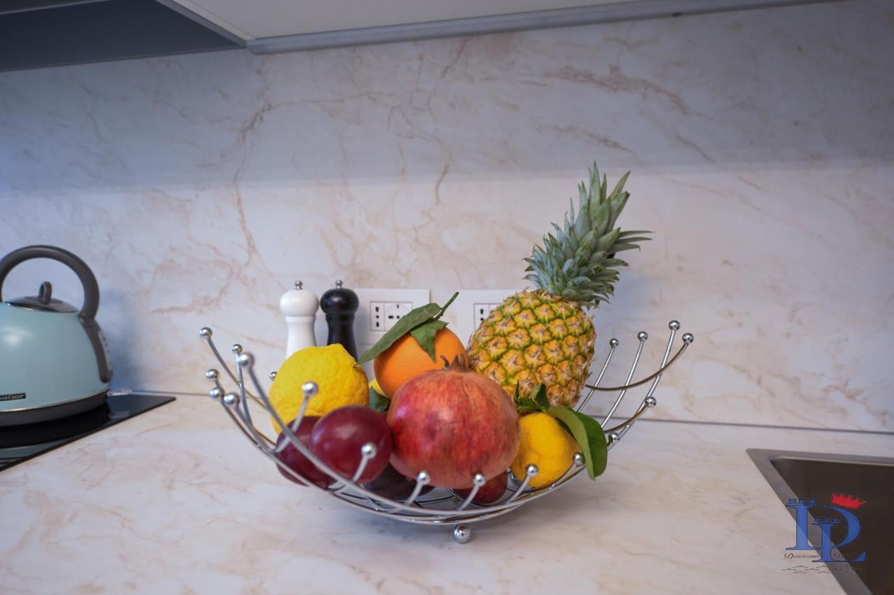 Desenzanoloft Official Partner Marriott Homes & Villas - Apa Dom Downtown Family Apartment Desenzano del Garda Kültér fotó